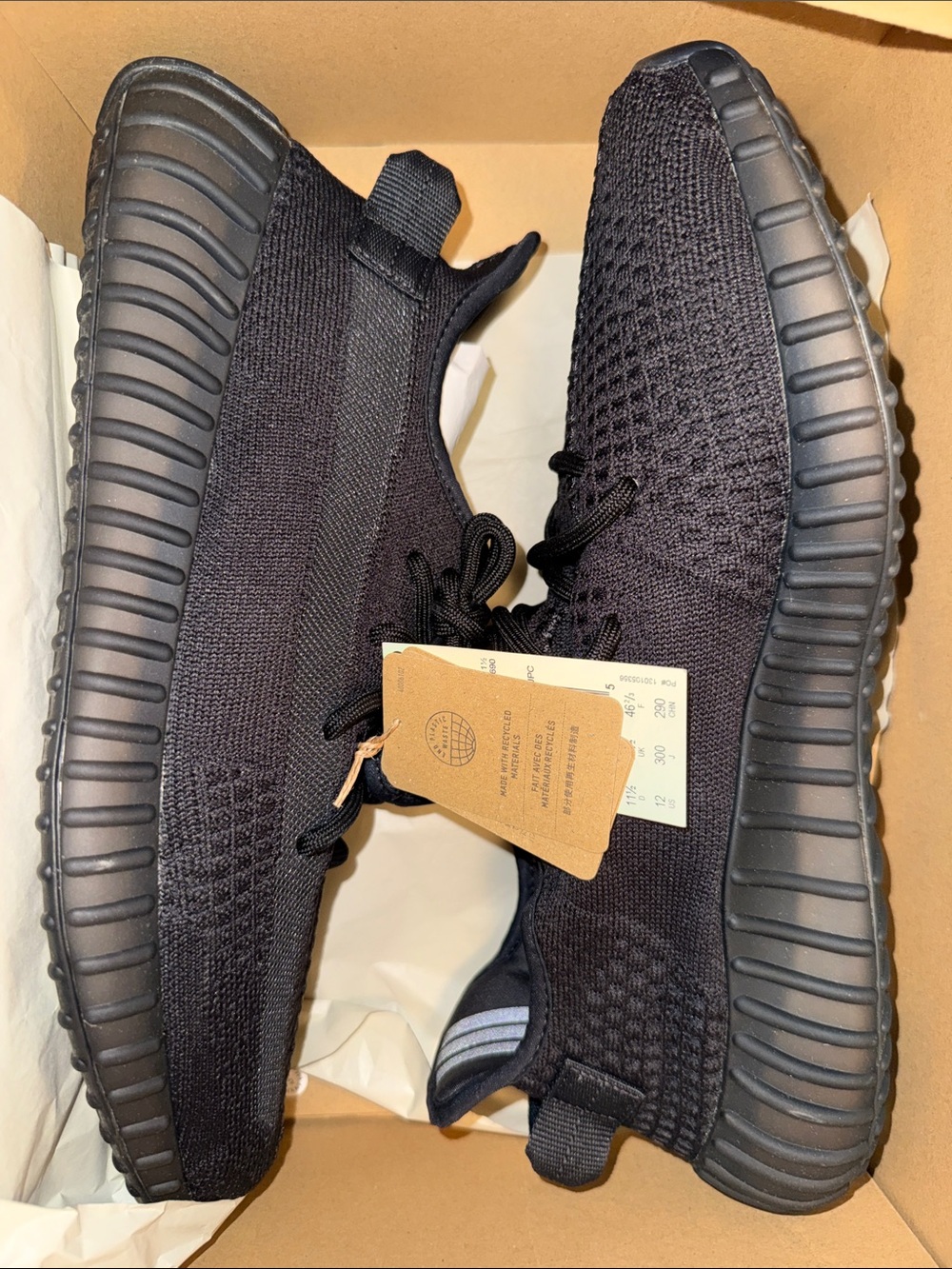 Yeezy Boost 350 V2 - Black - Size 12